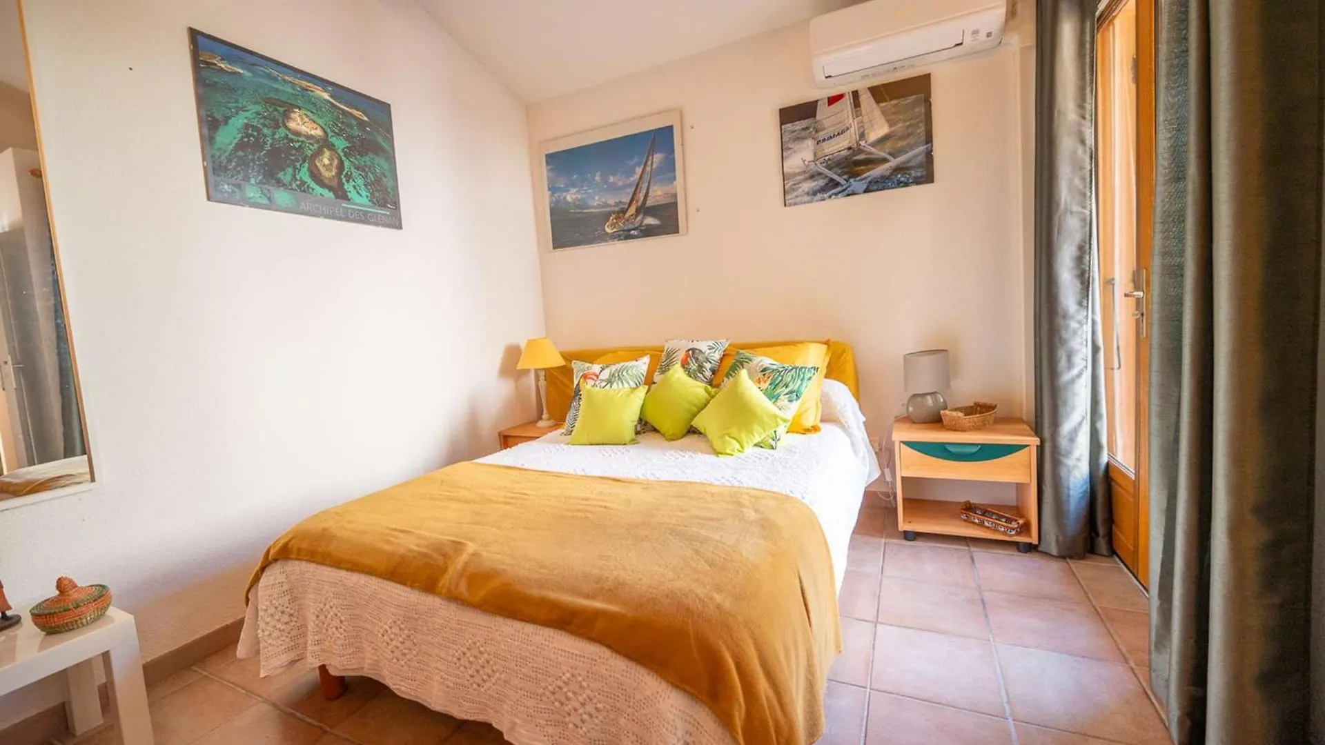 Villa Maison Climatisee Pour 5 Personnes , Au Clame , Jardin Arbore Proche Commerces Bormes-les-Mimosas